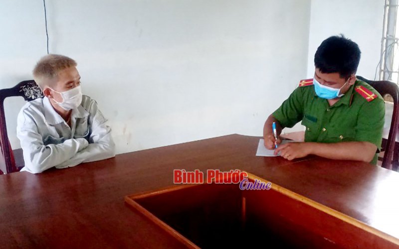 Bị phạt 7,5 triệu đồng vì livestream sai sự thật, xúc phạm lực lượng chống dịch Covid-19