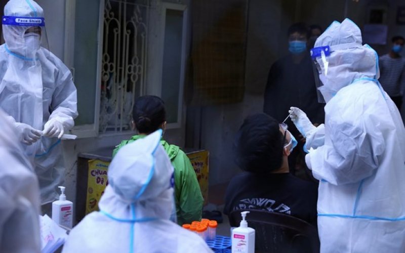 Bộ Y tế: Nguy cơ biến chủng Omicron xâm nhập vào Việt Nam rất lớn