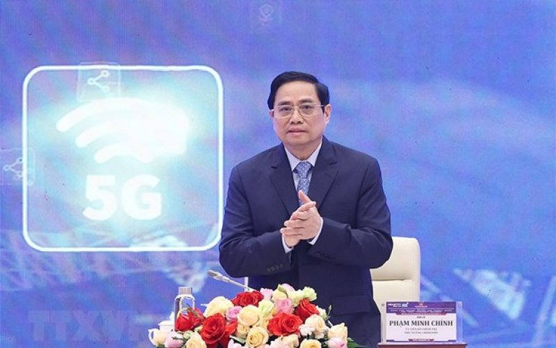 "Con người là chủ thể, động lực và mục tiêu cho sự phát triển"