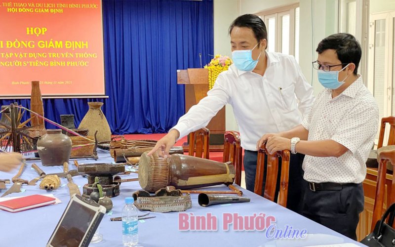 Đưa hiện vật bảo t&agrave;ng l&ecirc;n kh&ocirc;ng gian số