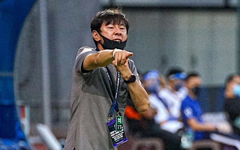 HLV Indonesia thừa nhận làm mọi cách để cầm hòa tuyển Việt Nam