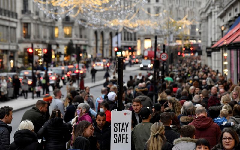 Kinh nghiệm đối phó với biến thể mới từ những quốc gia đang bị Omicron tấn công