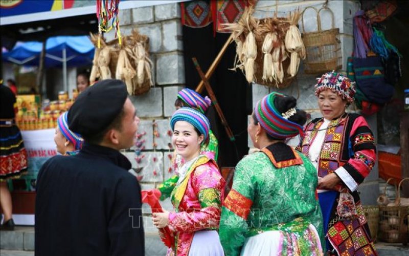 Nhiều hoạt động đ&oacute;n năm mới tại L&agrave;ng Văn h&oacute;a - Du lịch c&aacute;c d&acirc;n tộc Việt Nam