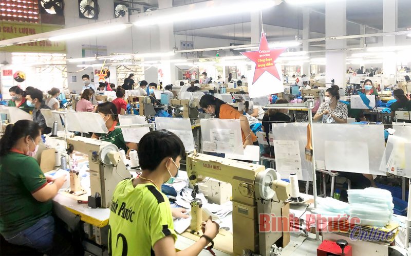 Thiếu lao động - doanh nghiệp gặp khó 