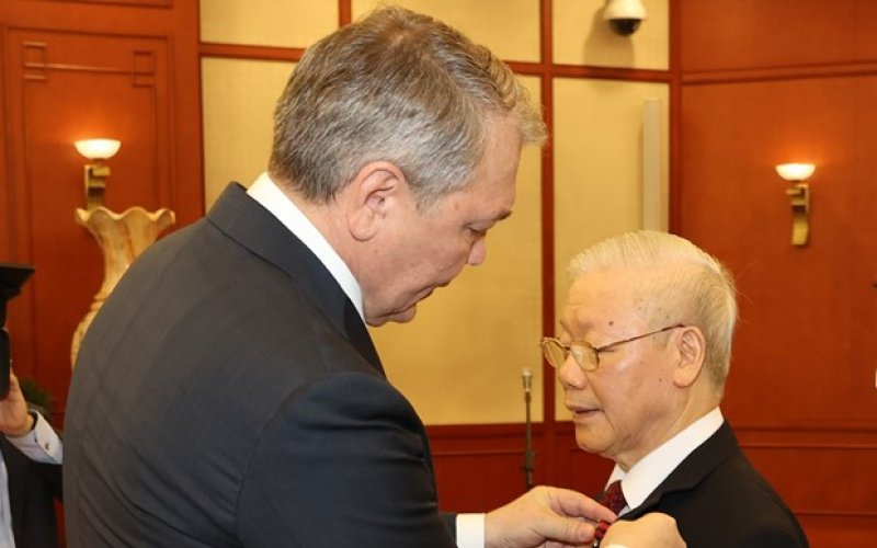 Tổng Bí thư Nguyễn Phú Trọng nhận Giải thưởng Lenin của ĐCS Nga