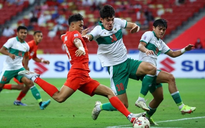 Tuyển Singapore và Indonesia cầm chân nhau ở bán kết lượt đi AFF Cup
