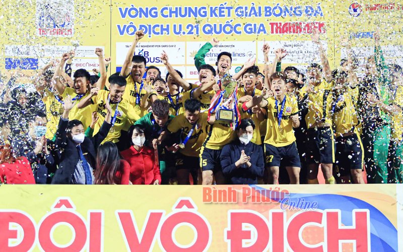 U21 Học viện Nutifood JMG vô địch giải U21 Quốc gia 2021