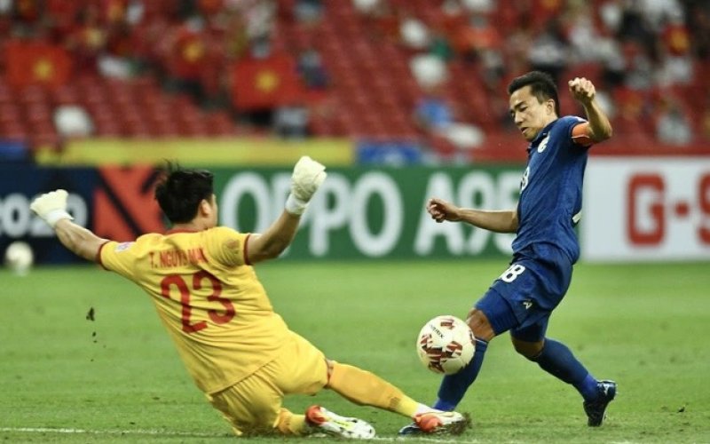 Vì sao đội tuyển bóng đá Việt Nam thua trận?