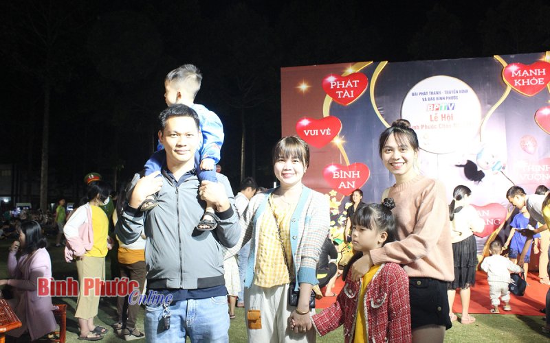 Ấm lòng khi dự lễ hội 'Bình Phước chào năm mới 2023'