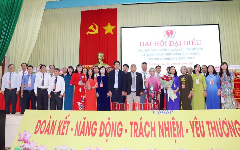 Bà Nguyễn Thị Liên được bầu giữ chức Chủ tịch Hội Bảo trợ NKT-TMC&BNN tỉnh Bình Phước nhiệm kỳ 2022-2027 