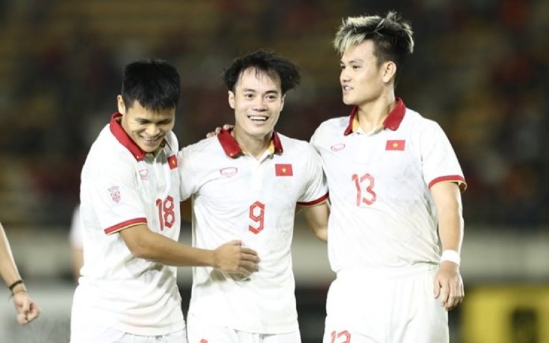 Bảng xếp hạng FIFA: Top 10 thay đổi, Việt Nam vẫn số 1 Đông Nam Á