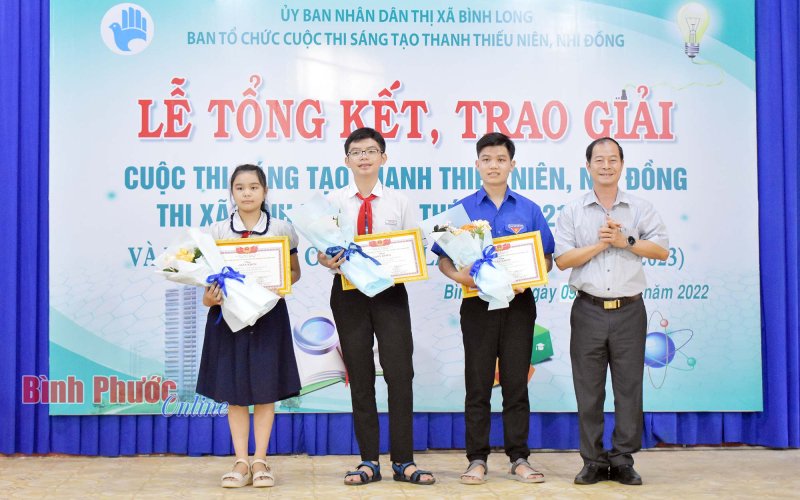 Bình Long: 4 mô hình, sản phẩm đoạt giải Sáng tạo thanh thiếu niên, nhi đồng cấp tỉnh