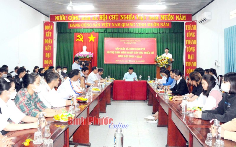 Bình Phước: 50 sinh viên DTTS được hỗ trợ hơn 364 triệu đồng