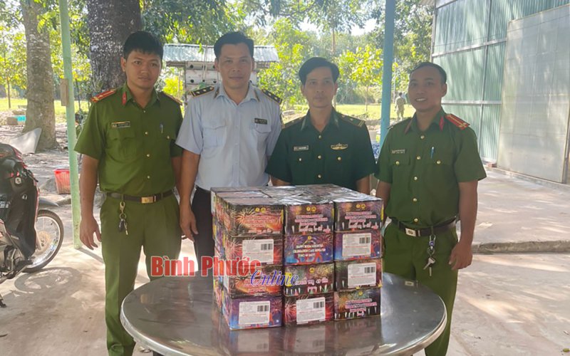 Bình Phước: Đồn biên phòng Lộc Thiện bắt giữ 62kg pháo