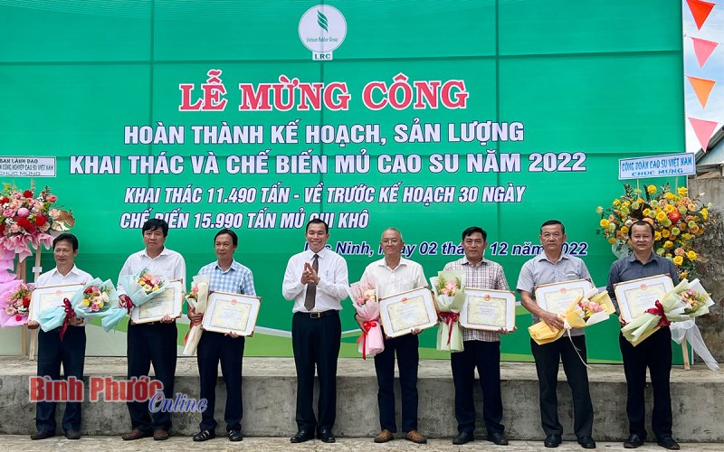 Cao su Lộc Ninh về đích năm 2022 trước 30 ngày