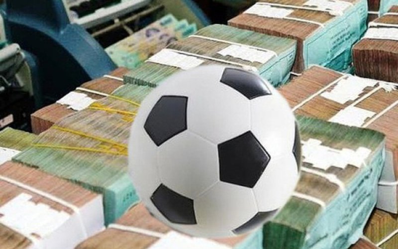 Chia tay mùa bóng đá