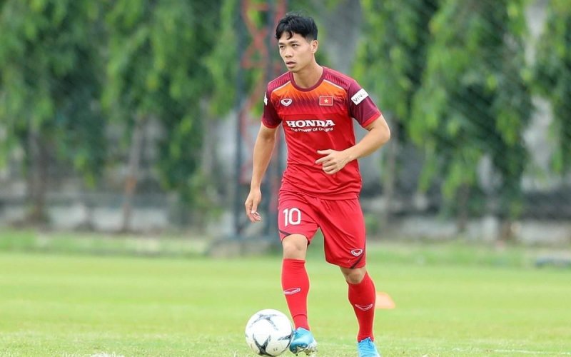 Công Phượng chính thức gia nhập câu lạc bộ Yokohama tại Nhật Bản