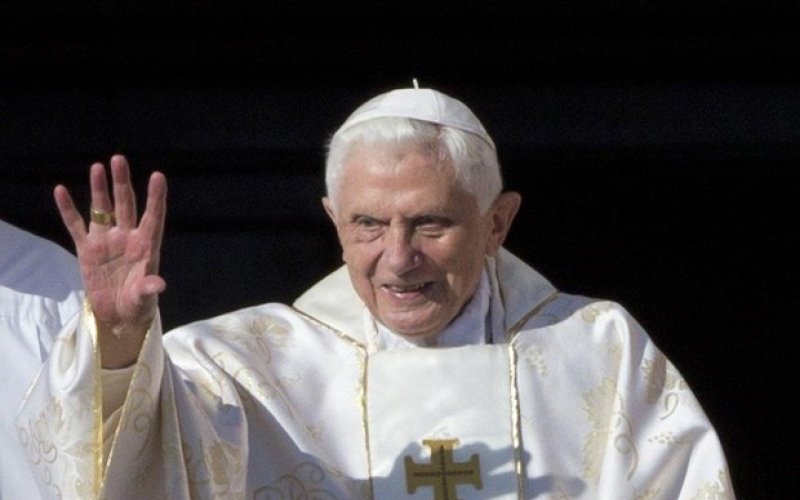 Cựu Giáo hoàng Benedict XVI qua đời