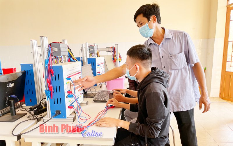 Định hướng nghiên cứu, ứng dụng khoa học - công nghệ trong các lĩnh vực