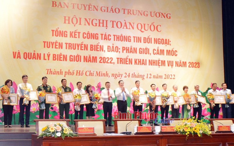 Đổi mới tư duy triển khai công tác thông tin đối ngoại, tuyên truyền biển, đảo