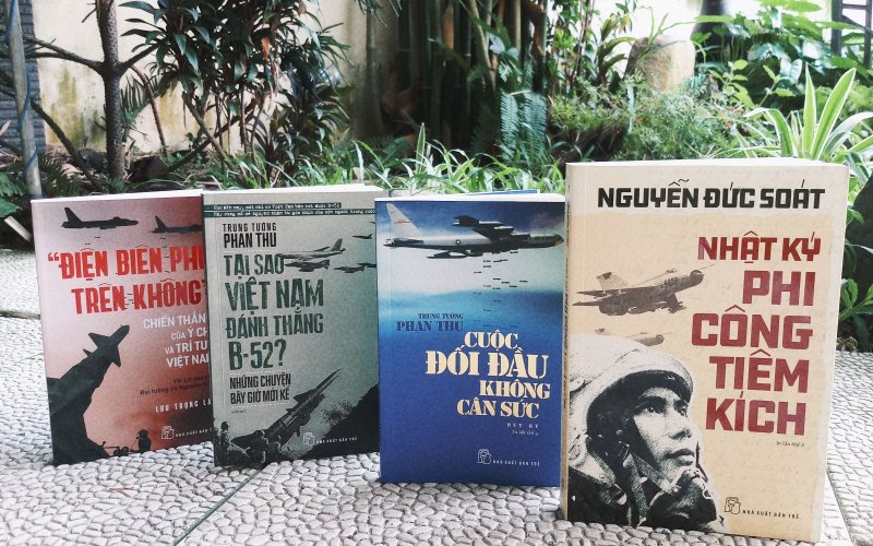 Giới thiệu bộ sách kể chiến thắng 'Hà Nội - Điện Biên Phủ trên không'