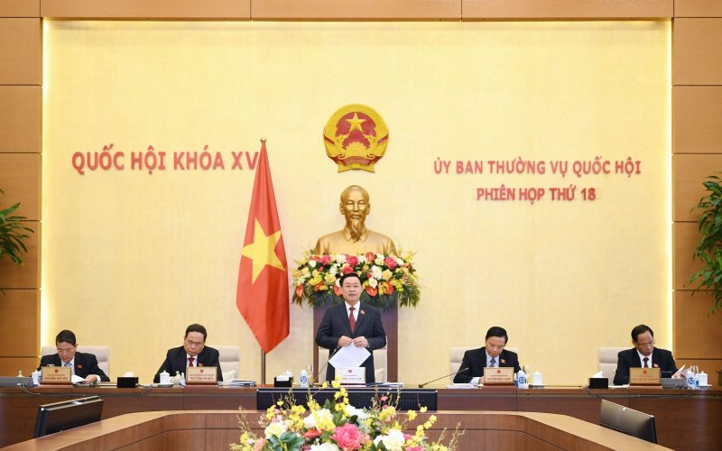 Khai mạc Phiên họp thứ 18 của Ủy ban Thường vụ Quốc hội