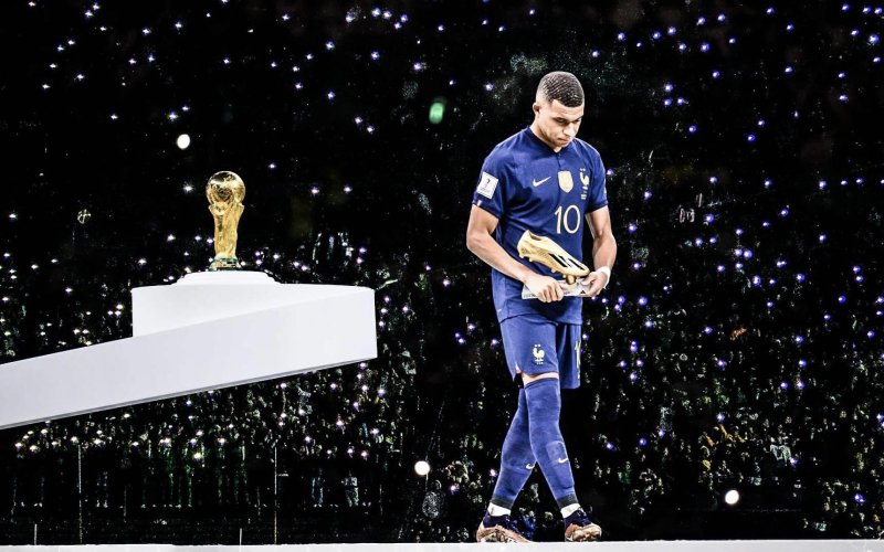 Kylian Mbappé - "kẻ bại trận vĩ đại" 