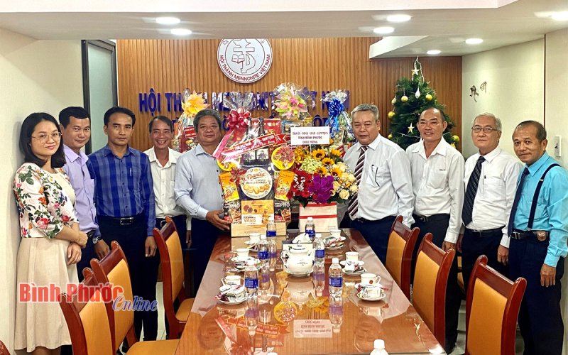 Lãnh đạo tỉnh Bình Phước chúc mừng Giáng sinh tại TP. Hồ Chí Minh