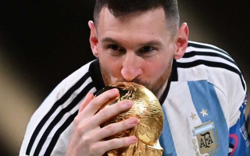 Lionel Messi giành danh hiệu Quả bóng Vàng World Cup 2022