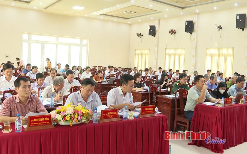 Năm 2022, Đảng bộ thị xã Chơn Thành kết nạp 81 đảng viên