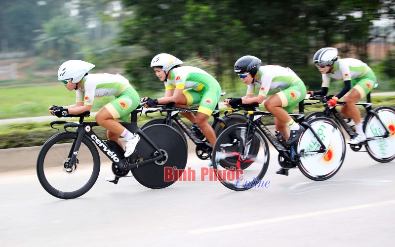 Nam TP. Hồ Chí Minh và nữ An Giang tiếp tục đoạt Huy chương vàng xe đạp đường trường