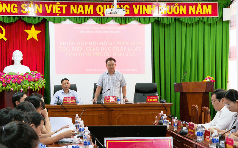 Tăng cường nâng cao ý thức chấp hành pháp luật của cán bộ, nhân dân