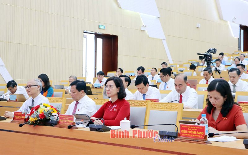 Tiếp tục chương trình kỳ họp thứ 8, HĐND tỉnh Bình Phước khóa X