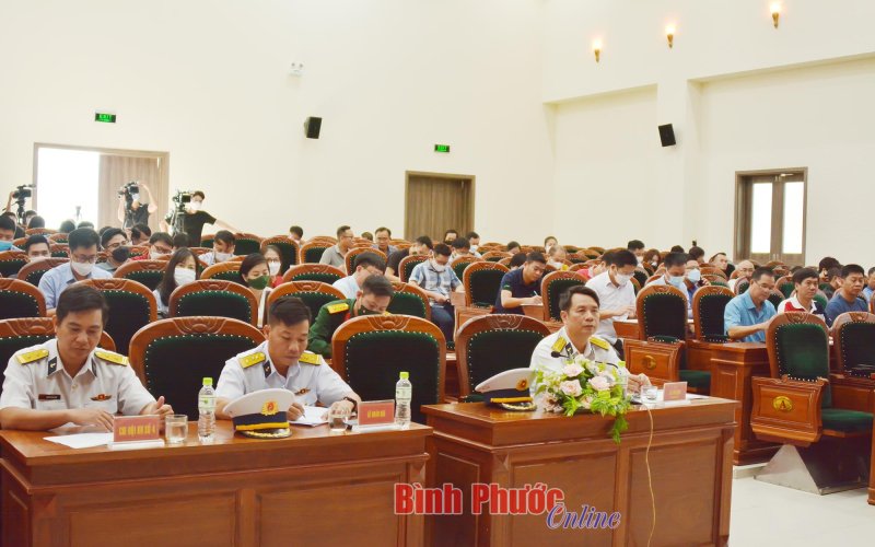 Vùng 4 Hải quân gặp mặt phóng viên, nhà báo tác nghiệp tại quần đảo Trường Sa 