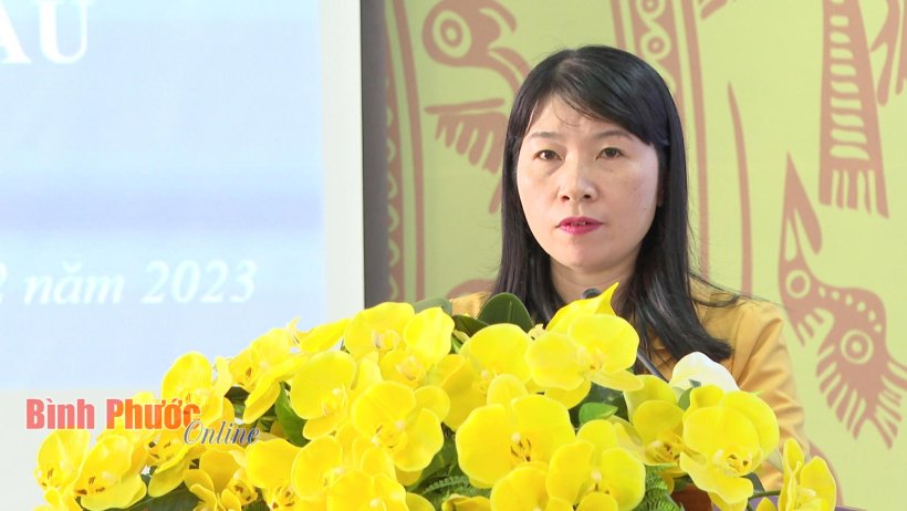 70 người tham gia lớp tập huấn về xăng dầu