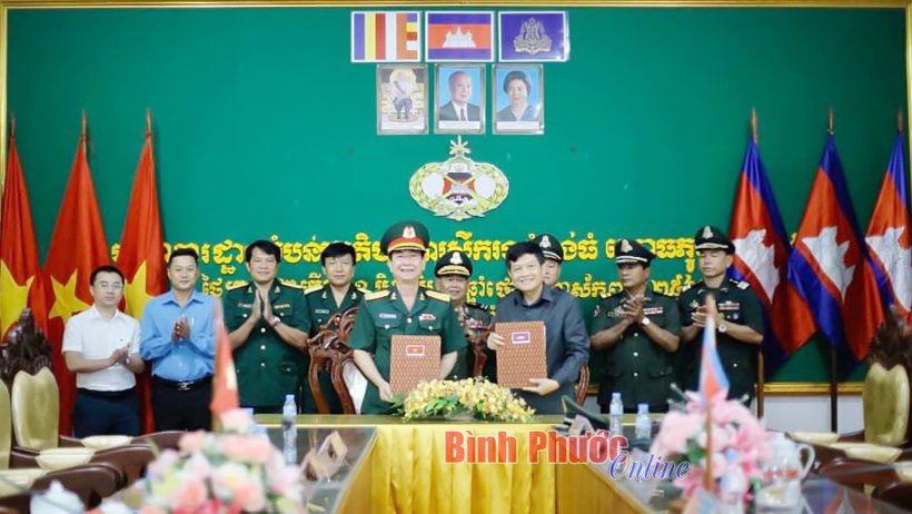 Bình Phước: Ký kết thỏa thuận về tìm kiếm, quy tập hài cốt liệt sĩ với 2 tỉnh của Vương quốc Campuchia