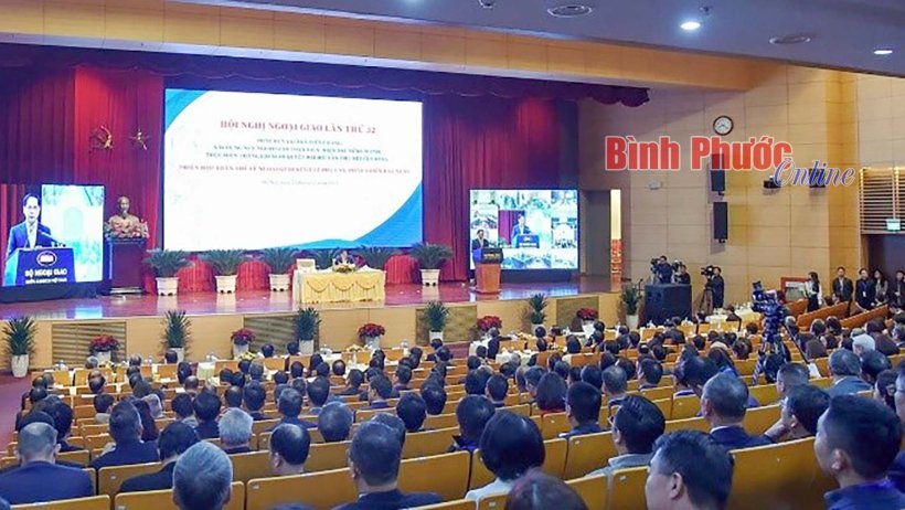 Bình Phước: Lãnh đạo tỉnh tham dự phiên toàn thể về ngoại giao kinh tế phát triển đất nước