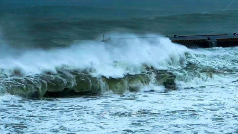 Công điện chỉ đạo ứng phó với diễn biến của bão JELAWAT