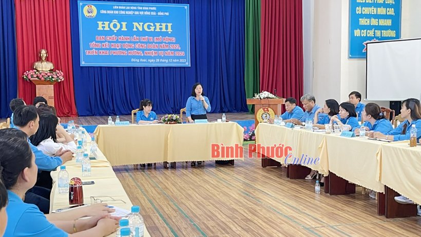 Công đoàn KCN khu vực Đồng Xoài - Đồng Phú kết nạp mới 6.363 đoàn viên