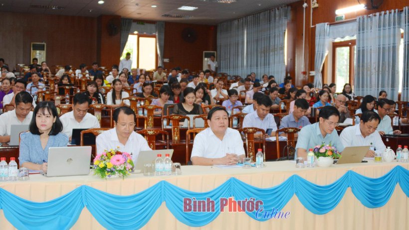 Đại biểu Quốc hội tỉnh tiếp xúc cử tri thành phố Đồng Xoài 