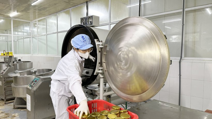 Doanh nghiệp tích cực sản xuất "đón sóng" tiêu dùng cuối năm