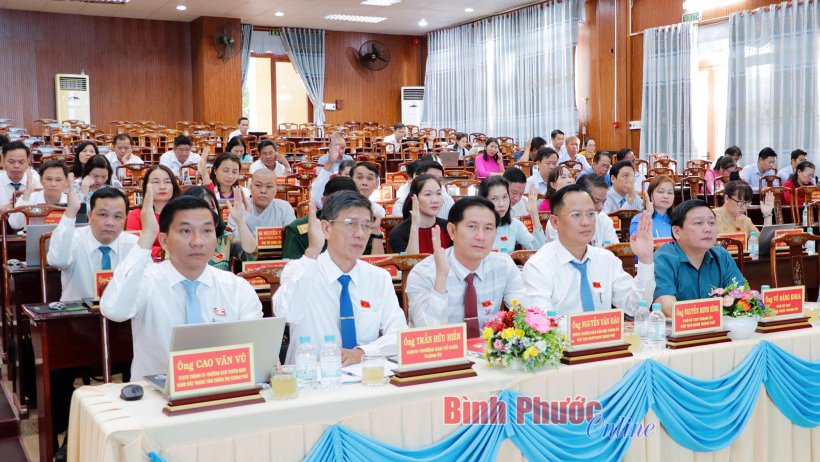  Kỳ họp thứ 10 HĐND thành phố Đồng Xoài thông qua 12 nghị quyết