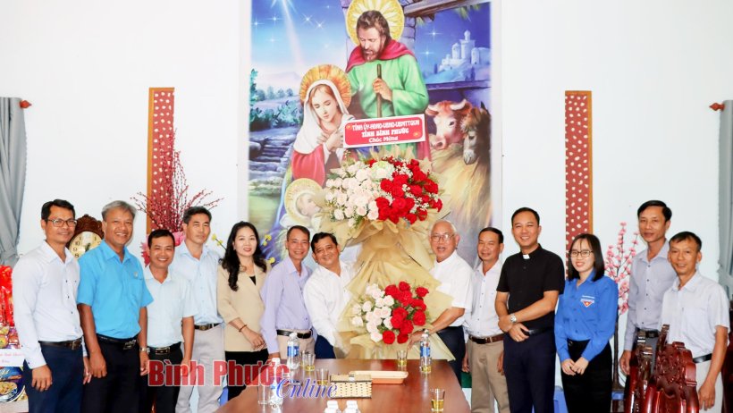 Lãnh đạo tỉnh chúc mừng Giáng sinh các giáo hạt, giáo xứ, hội thánh Tin lành