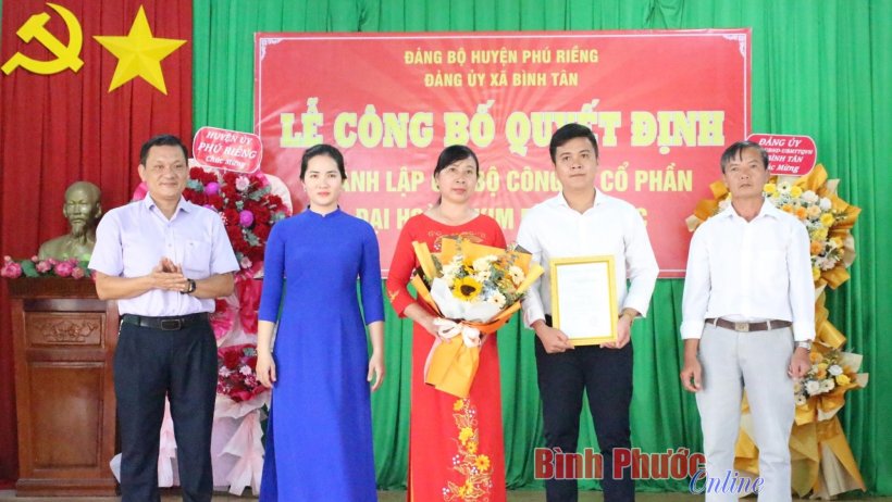 Phát triển đảng trong doanh nghiệp: Chuyển biến tích cực ở Phú Riềng