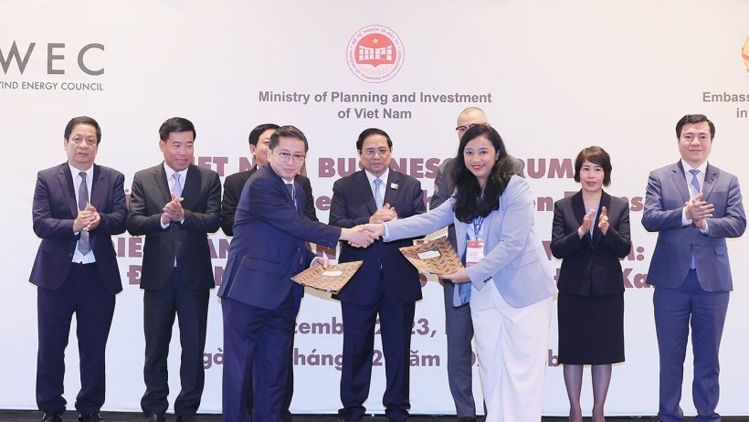 Thủ tướng Phạm Minh Chính dự Diễn đàn doanh nghiệp Việt Nam tại UAE
