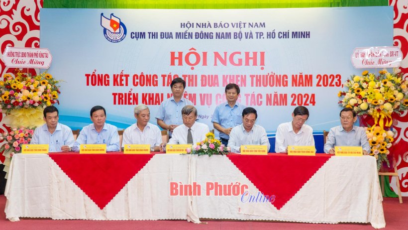 Thực hiện thực chất phong trào xây dựng môi trường văn hóa trong cơ quan báo chí