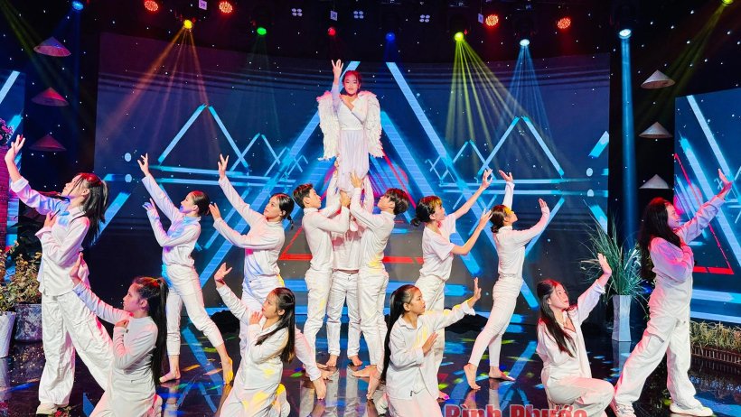 Tỏa s&aacute;ng t&agrave;i năng nh&iacute; B&igrave;nh Phước