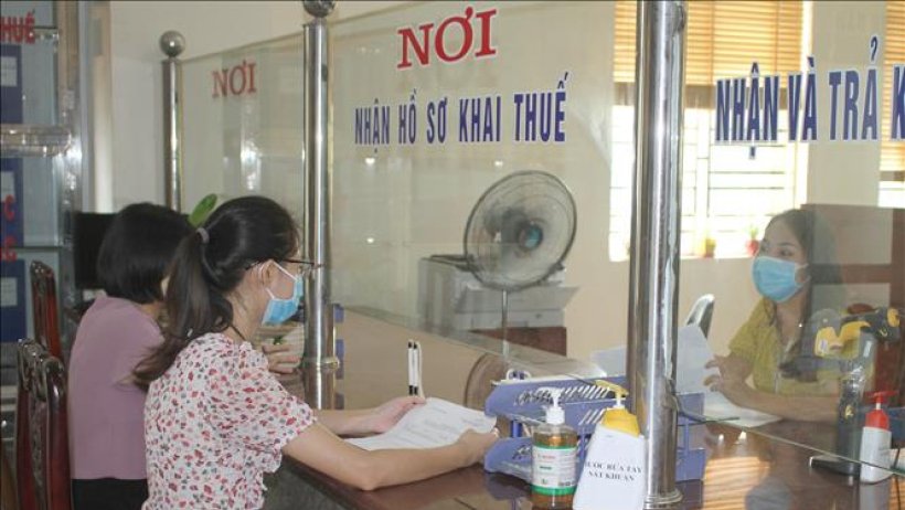 Từ 1-1-2024, giảm thuế giá trị gia tăng 2%