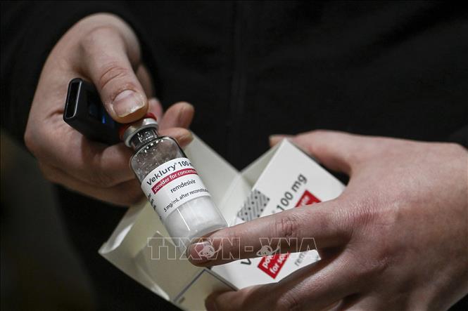 EC mua hơn 2,2 triệu triệu liều thuốc điều trị COVID-19