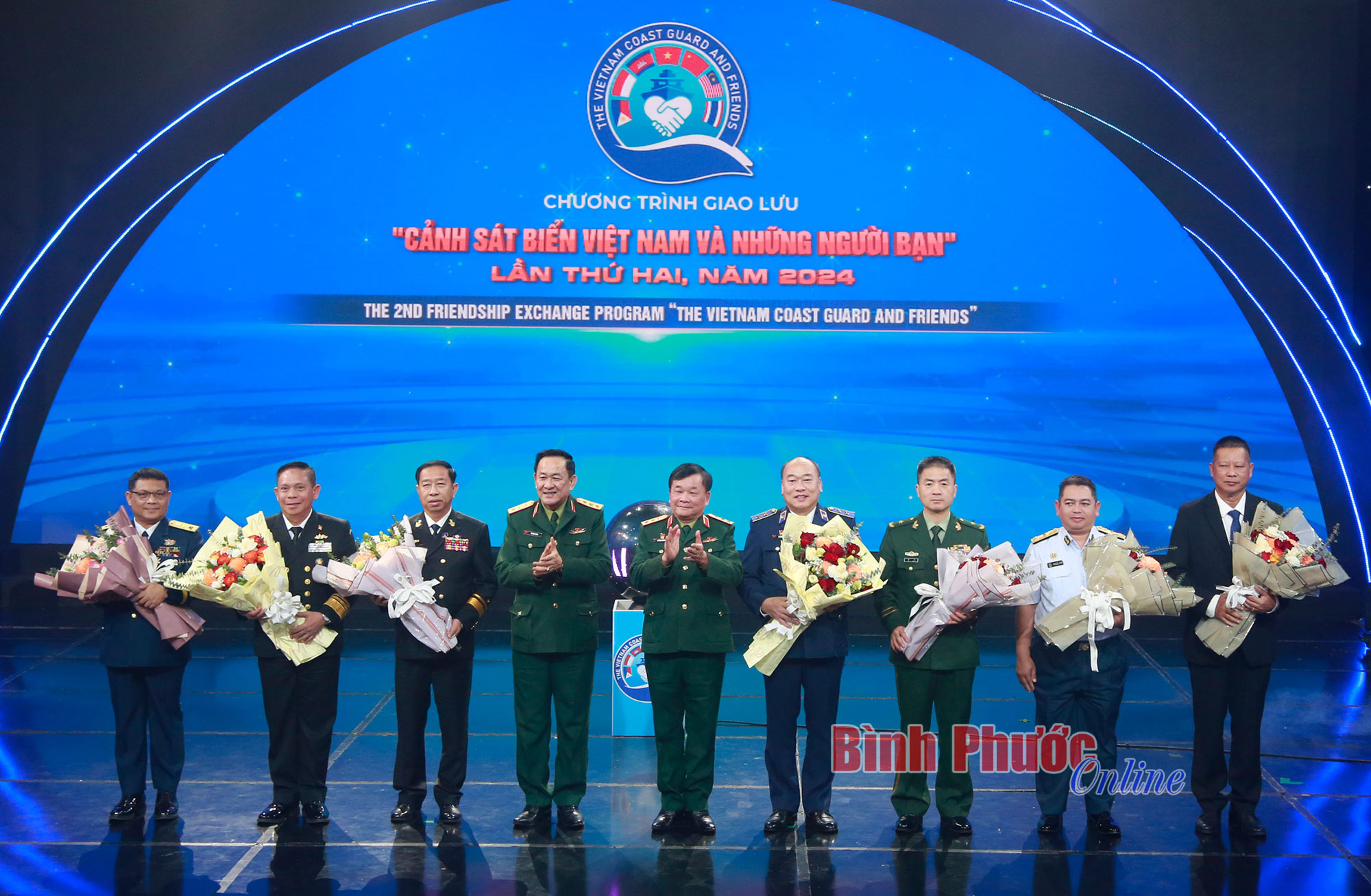 Giao lưu “Cảnh sát biển Việt Nam và những người bạn” lần thứ hai: Truyền đi thông điệp về tình đoàn kết